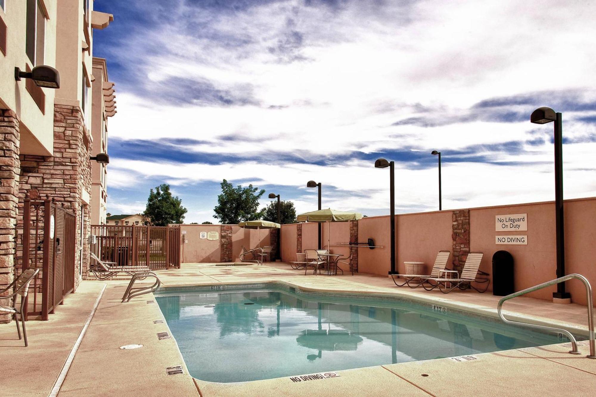 Fairfield Inn & Suites Clovis Exterior photo